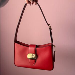 ❤️ Coach Eliza Shoulder Bag ❤️